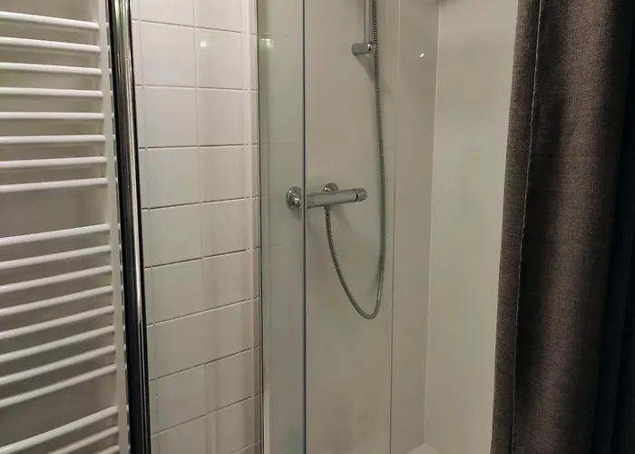 Unique Historic Mill Loft With River Lys Views 아파트