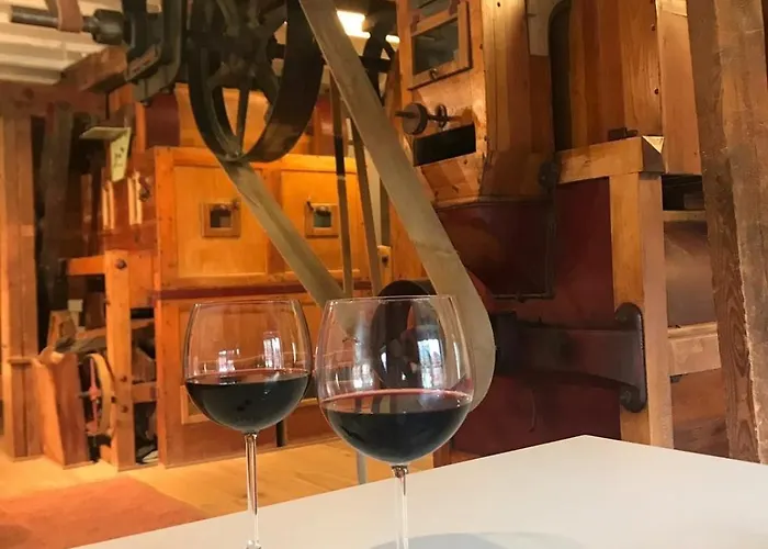 Unique Historic Mill Loft With River Lys Views * 根特